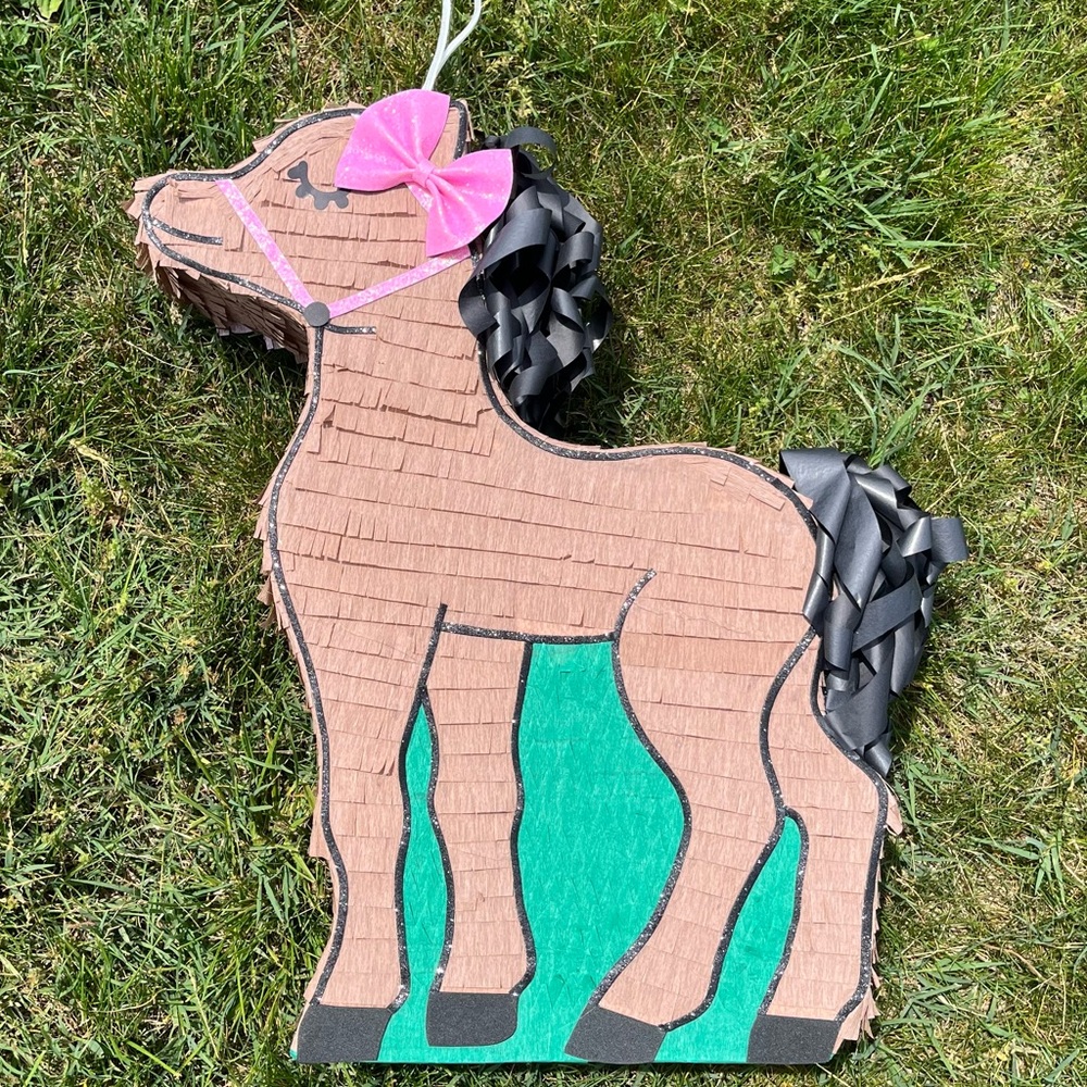 Horse Pinata - Picture 1 of 2